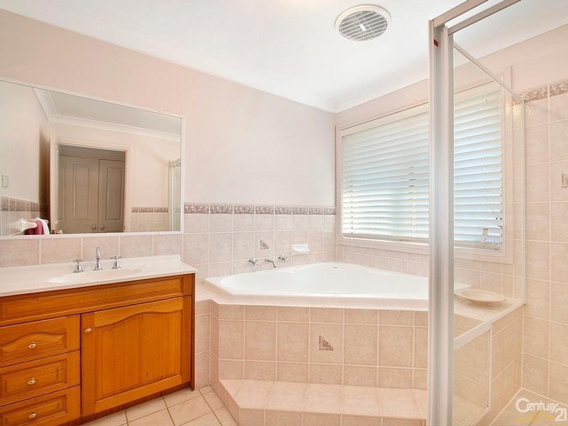 10 Finchley Place, Glenhaven NSW 2156