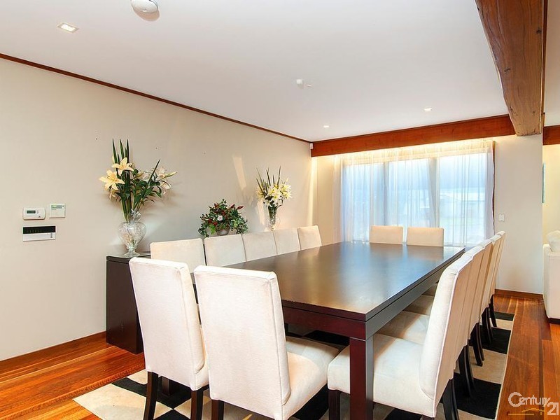 11 Harris Place, Baulkham Hills NSW 2153