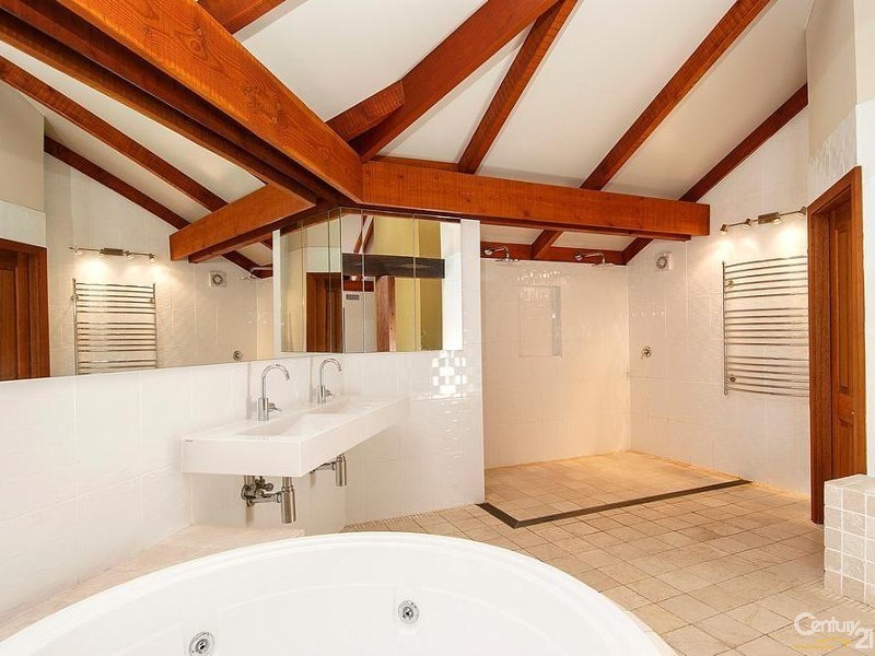 11 Harris Place, Baulkham Hills NSW 2153