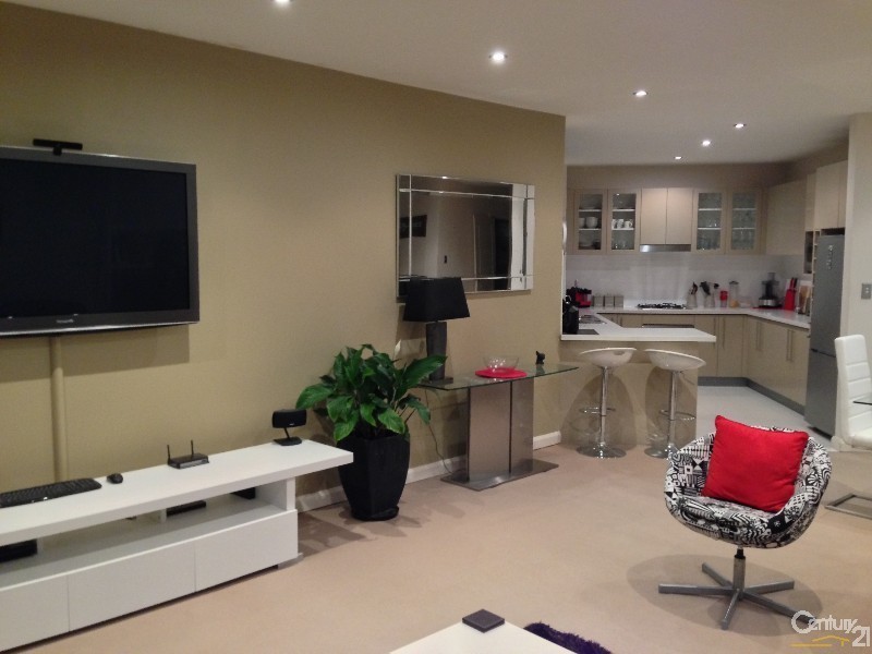 12/2-4 Purser Ave, Castle Hill NSW 2154