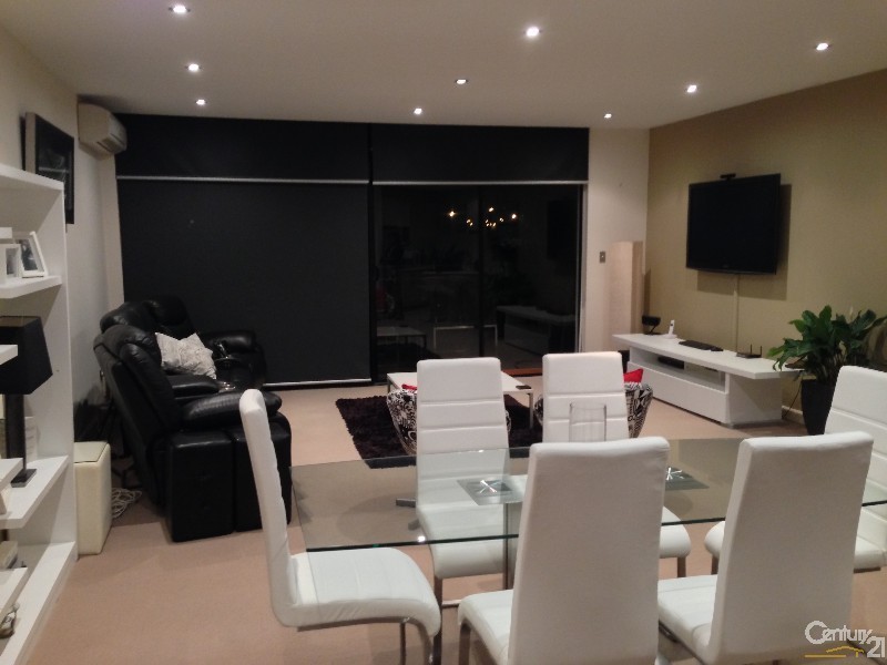 12/2-4 Purser Ave, Castle Hill NSW 2154