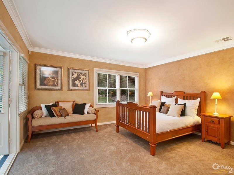 8 Ferncliffe Road, Glenhaven NSW 2156