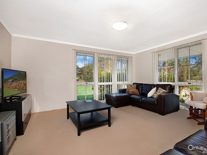 105 Coronation Rd, Baulkham Hills NSW 2153