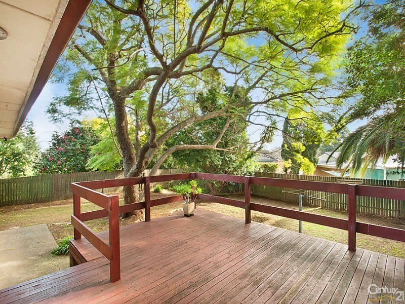 105 Coronation Rd, Baulkham Hills NSW 2153