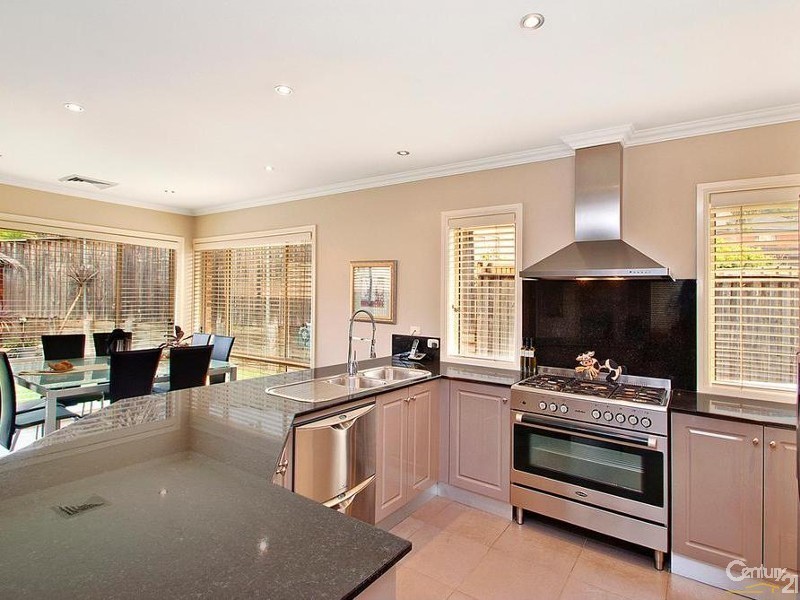 4 Totness Court, Castle Hill NSW 2154