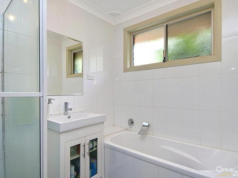 208 Madagascar Drive, Kings Park NSW 2148