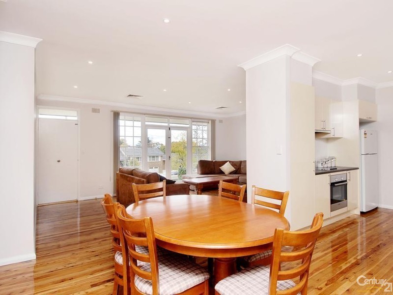 26 Olola Ave, Castle Hill NSW 2154