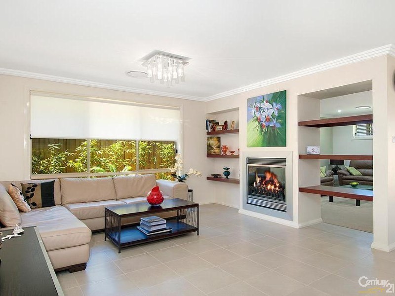 10 Settlers Avenue, Colebee NSW 2761