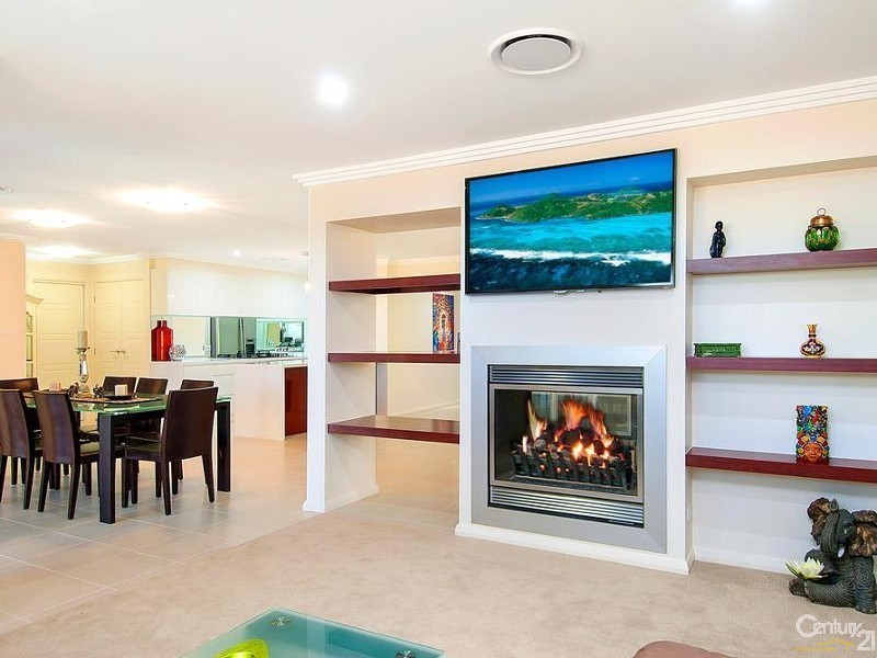 10 Settlers Avenue, Colebee NSW 2761