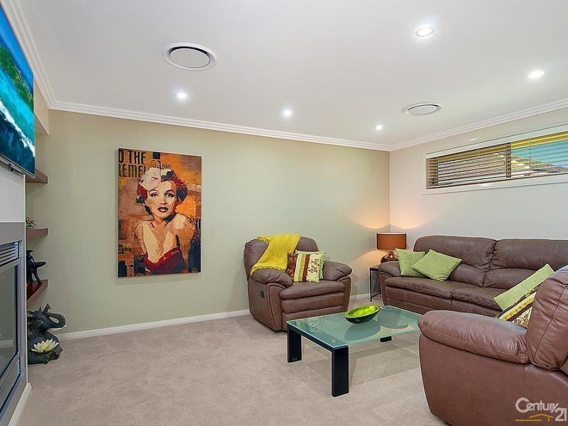 10 Settlers Avenue, Colebee NSW 2761