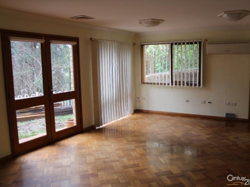 26 A Deakin Pl, West Pennant Hills NSW 2125