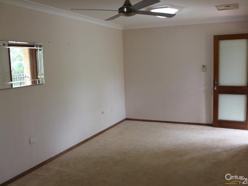 26 A Deakin Pl, West Pennant Hills NSW 2125