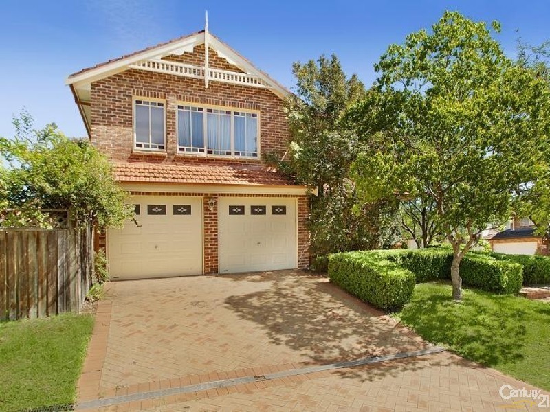 16 KINGUSSIE AVENUE, Castle Hill NSW 2154