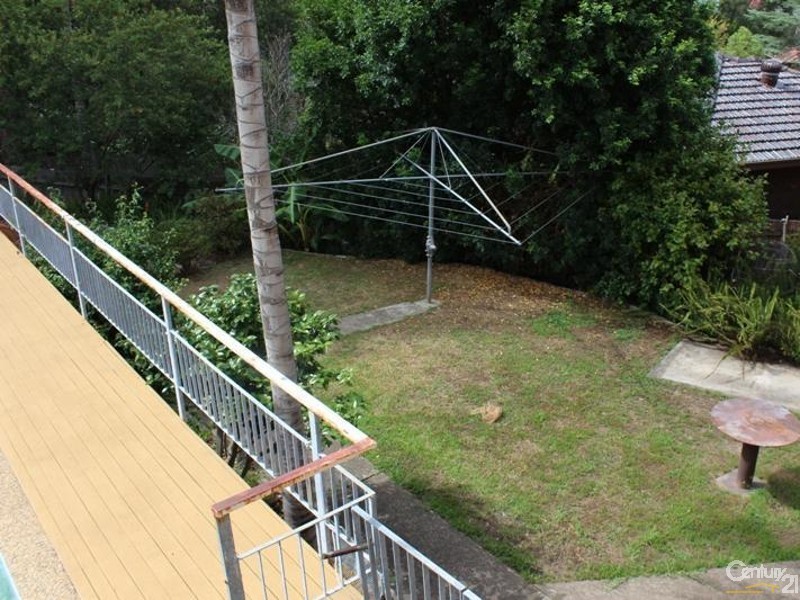 19 Rowland Ave, Northmead NSW 2152