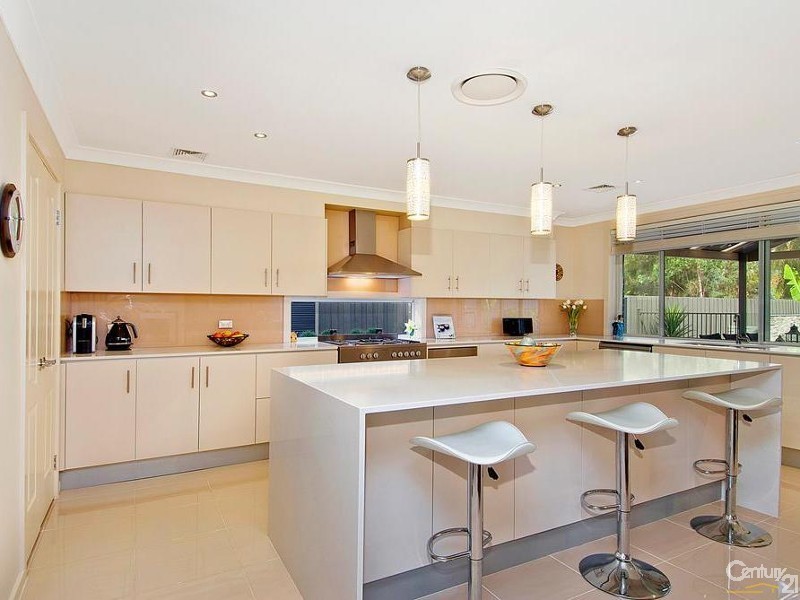 73 Craigmore Drive, Kellyville NSW 2155