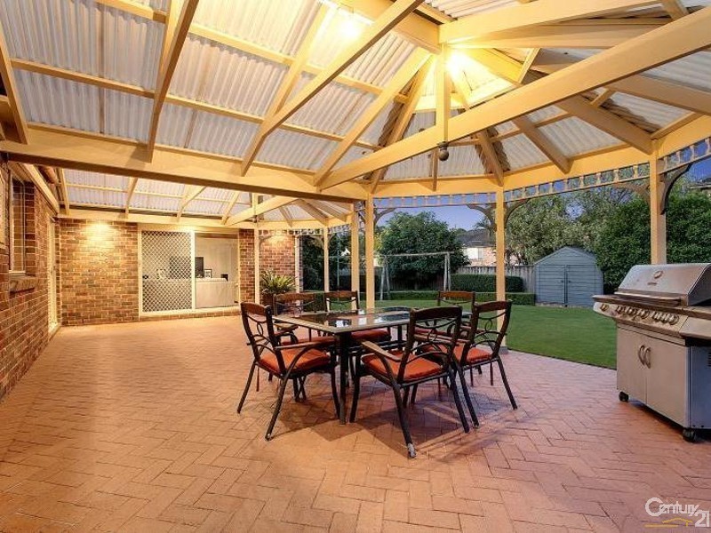 2 Warbroon Court, Bella Vista NSW 2153