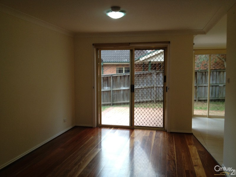 2/44 Bowen Cl, Cherrybrook NSW 2126