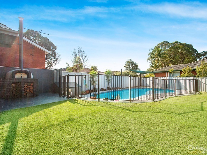 22 Nottingham St, Northmead NSW 2152