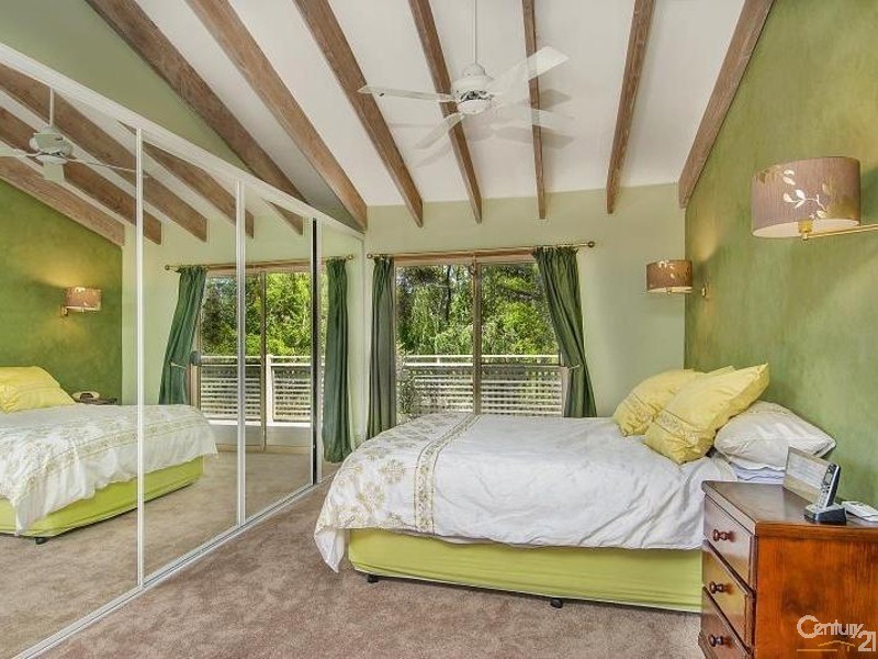 102  Glenhaven Road, Glenhaven NSW 2156