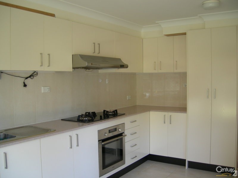 2/44 Bowen Cl, Cherrybrook NSW 2126