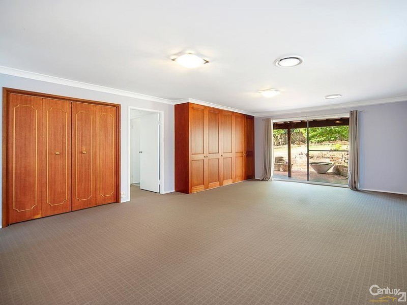 16 Lockhart Ave, Castle Hill NSW 2154