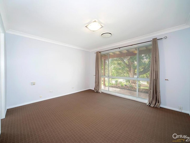 16 Lockhart Ave, Castle Hill NSW 2154
