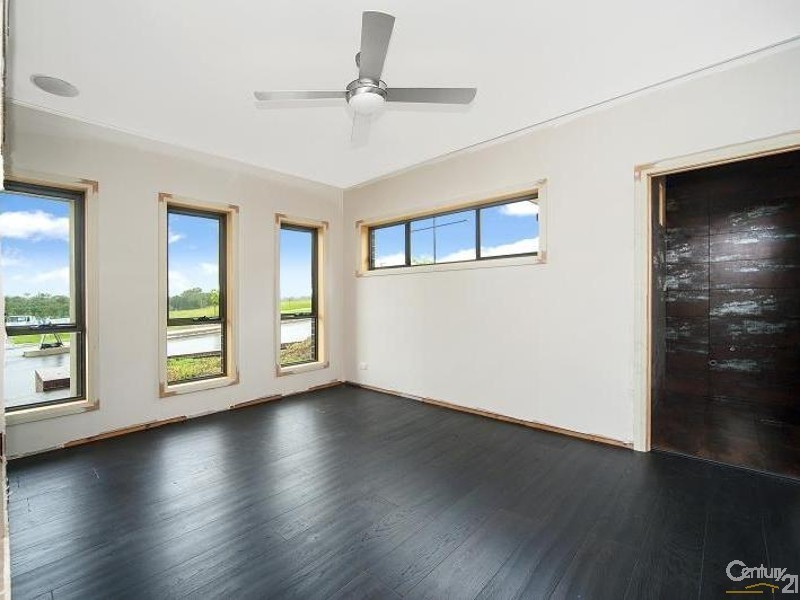 77 Stonecutters Drive, Colebee NSW 2761