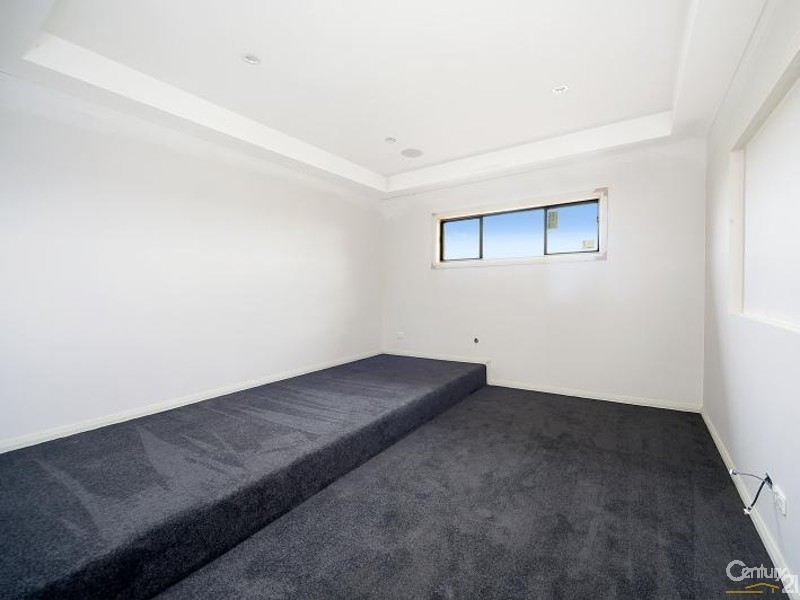 77 Stonecutters Drive, Colebee NSW 2761