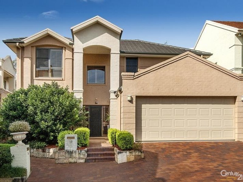 13 Government Farm Cres, Castle Hill NSW 2154