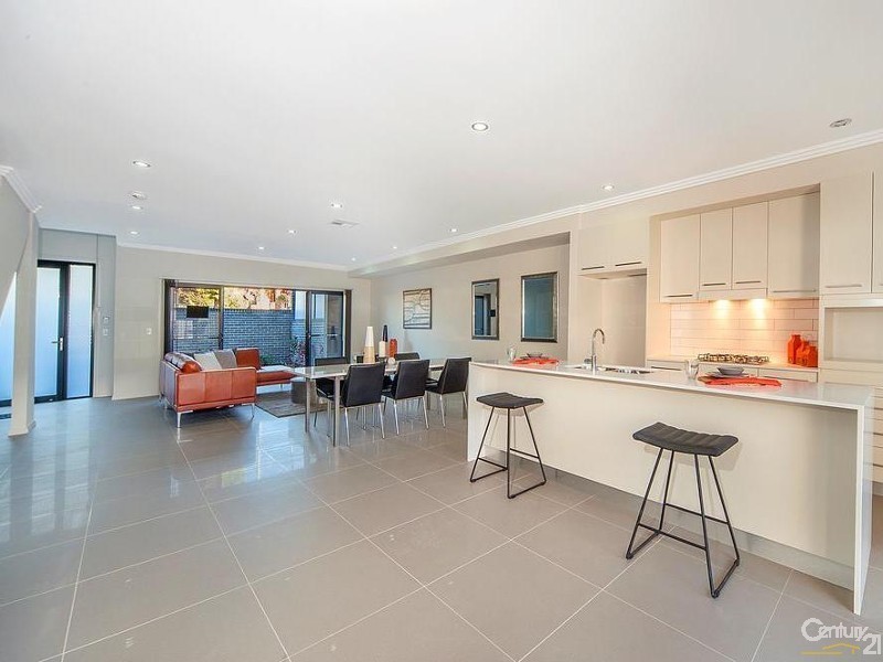 9-17 Windermere Ave, Northmead NSW 2152