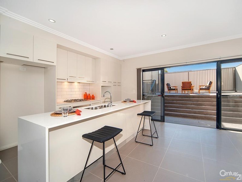 9-17 Windermere Ave, Northmead NSW 2152