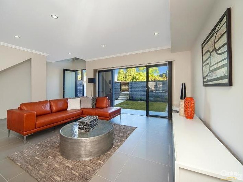 Unit 8/9-17 Windermere Avenue, Northmead NSW 2152