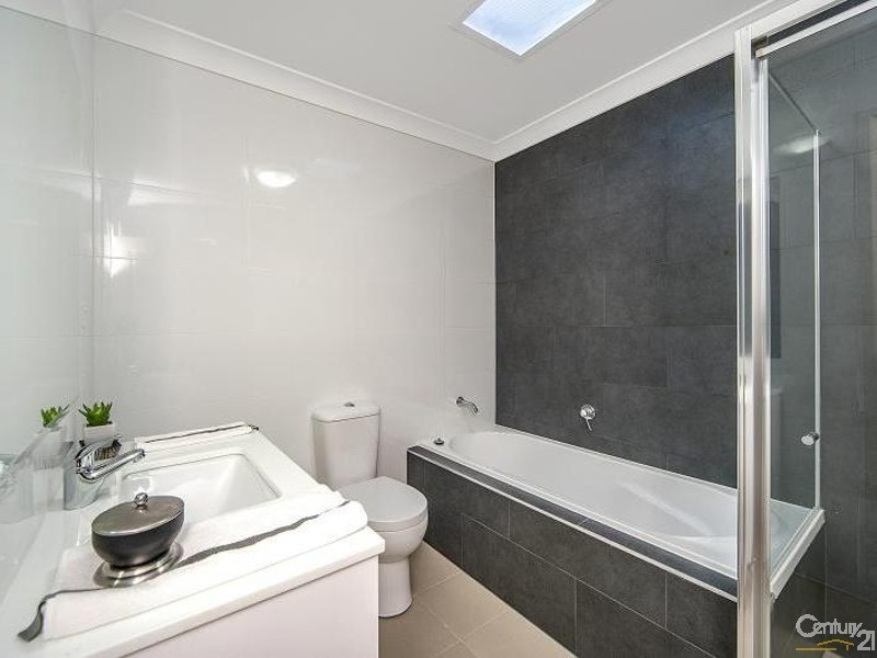 Unit 21 9-17 Windermere Avenue, Northmead NSW 2152