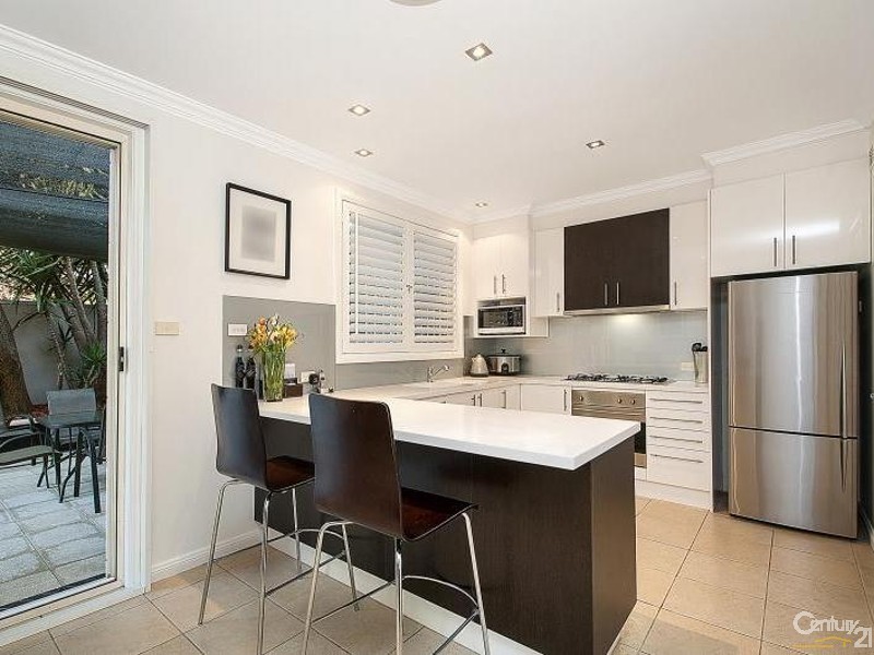 7/11 Harrington Avenue, Castle Hill NSW 2154