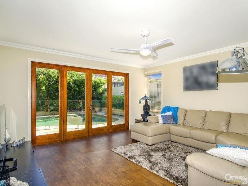 4 Crystal Place, Kellyville NSW 2155