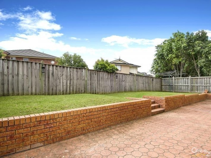 9 ST PAULS AVENUE, Castle Hill NSW 2154