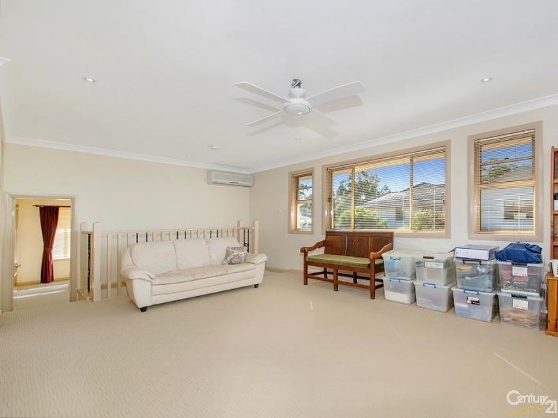 18  Government Farm Crescent, Castle Hill NSW 2154
