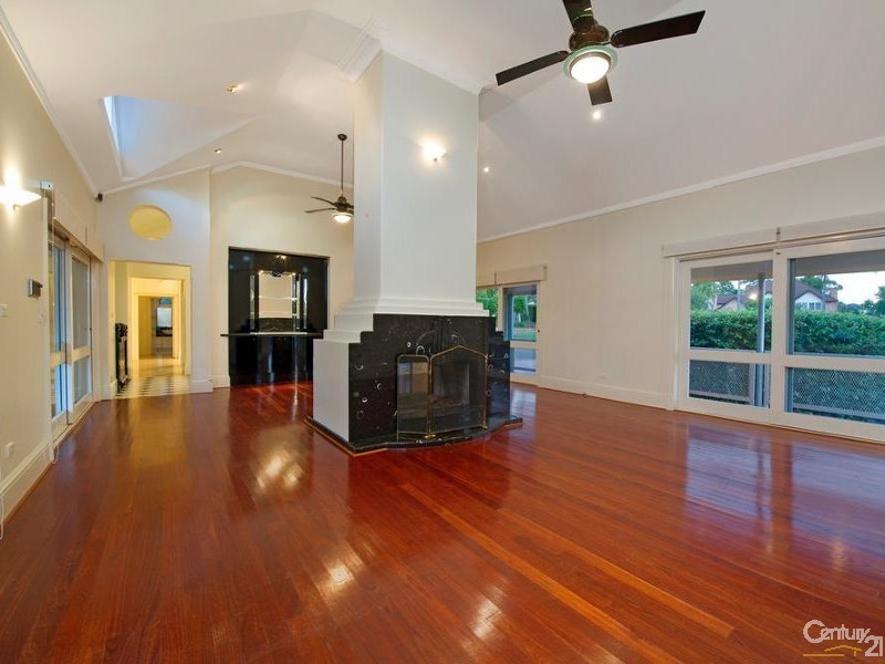 16 Castlewood Drive, Castle Hill NSW 2154