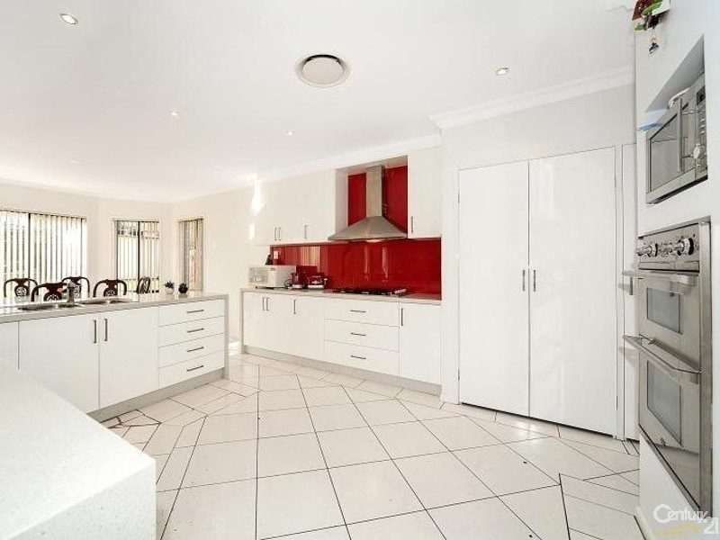 136 Cattai Creek Dr, Kellyville NSW 2155