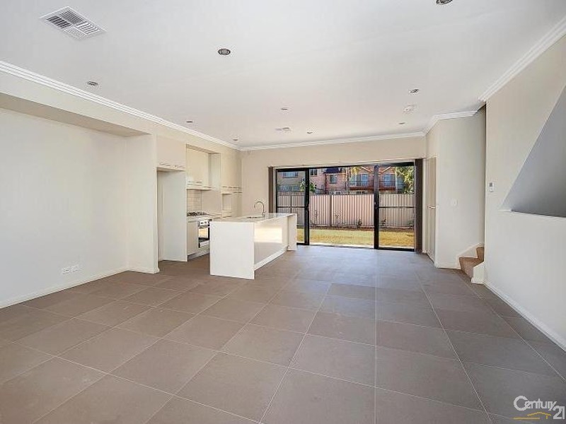 17/9-17 Windermere Ave, Northmead NSW 2152