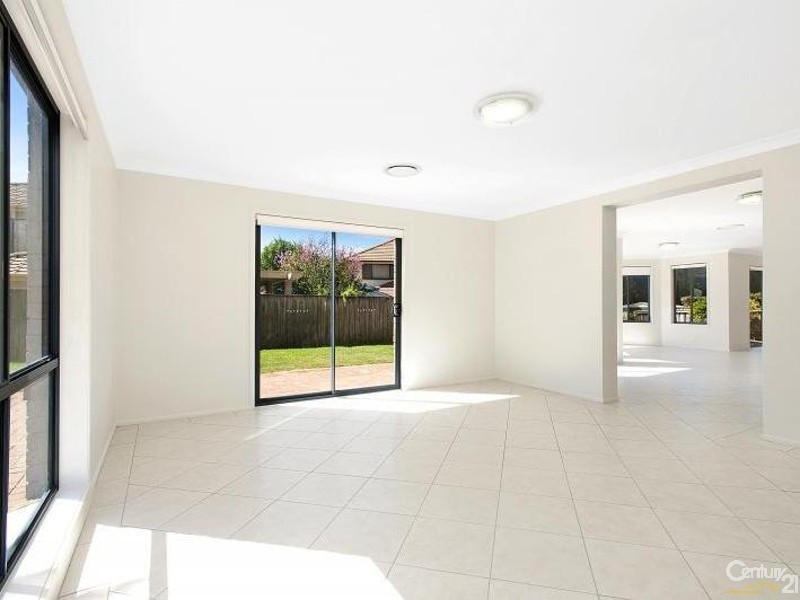 34 Brampton Drive, Beaumont Hills NSW 2155