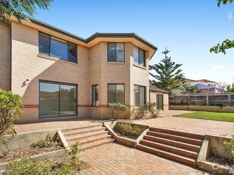 34 Brampton Drive, Beaumont Hills NSW 2155