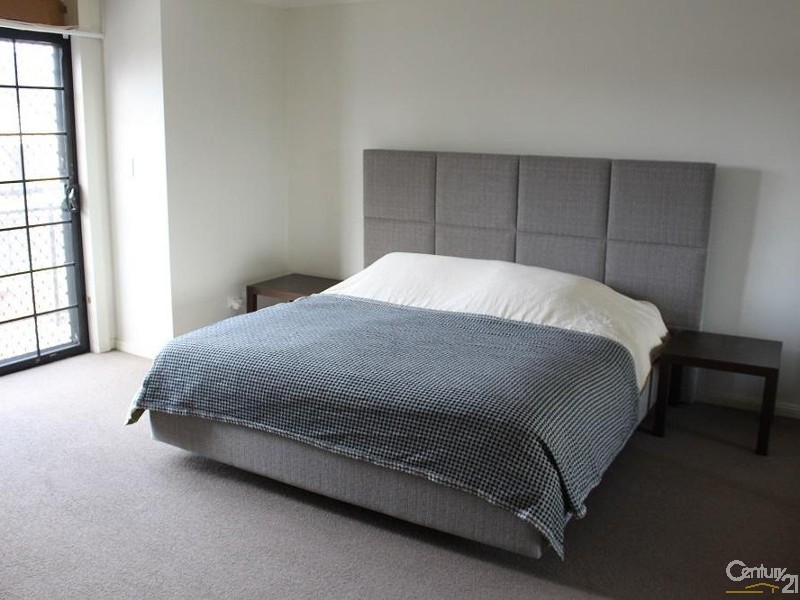 6/2C Edward St, Baulkham Hills NSW 2153