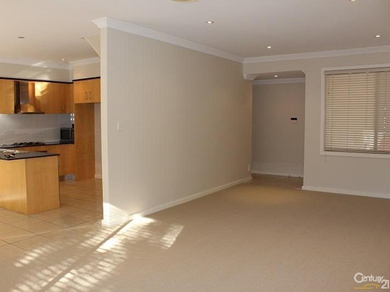 25 JACQUI CIRC, Bella Vista NSW 2153