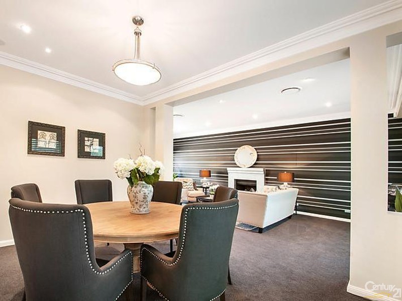 27 Sylvan Grove, Glenhaven NSW 2156