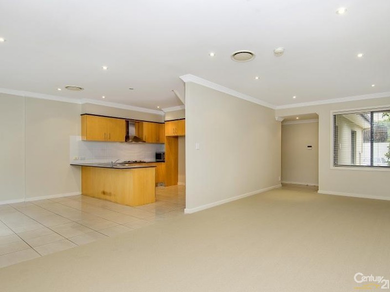 25 Jacqui Circ, Bella Vista NSW 2153