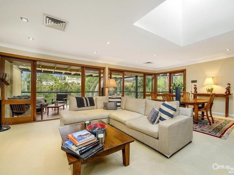 44 Ulundri Drive, Castle Hill NSW 2154