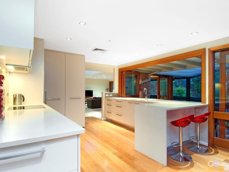 44 Ulundri Drive, Castle Hill NSW 2154