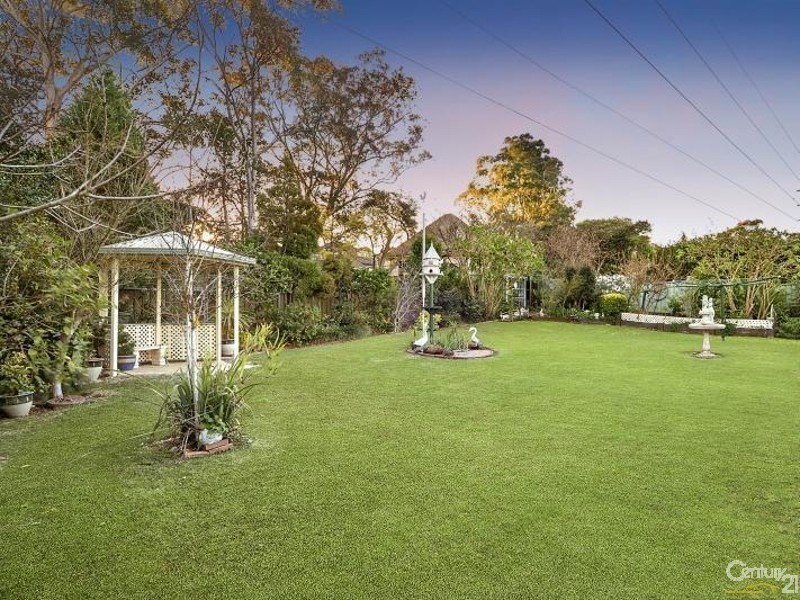 5 Dickson Avenue, West Pennant Hills NSW 2125