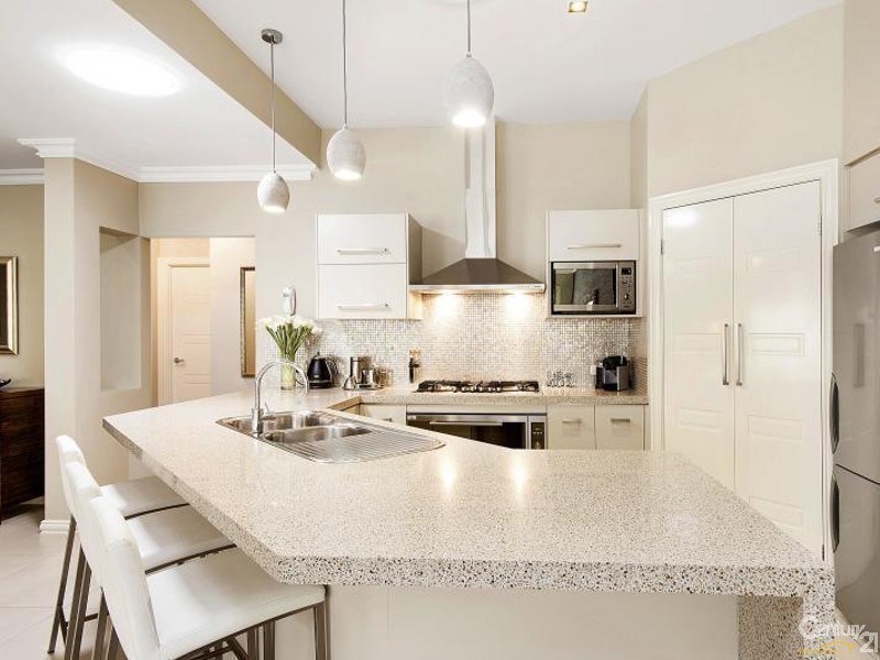 40 River Oak Cct, Kellyville NSW 2155